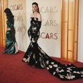 U Los Anđelesu filmske zvezde prolaze crvenim tepihom pred početak 98. ceremonije dodele Oskara