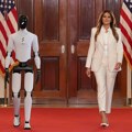VIDEO: Melanija Tramp i humanoidni robot u Beloj kući