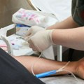 Zaposleni u Okružnom zatvoru u Novom Sadu dobrovoljno dali krv: Među davaocima i službenik koji je 70. put učestvovao u…
