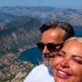 Zet Nede Ukraden objavio fotografiju sa suprugom i naslednicima Nakon porodičnog slavlja poslao snažnu poruku: "Srećnom čoveku…