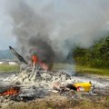 Srušio se helikopter sa petoro putnika! Tragedija na ostrvu Borneo, letelica se pretvorila u pravu vatrenu buktinju (foto)