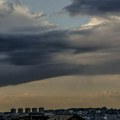 Temperatura naglo pada, stižu pljuskovi, ali to je tek uvod u ono što sledi: RHMZ izdao hitno upozorenje