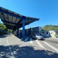 Počela primena odluke vlasti u Prištini o zabrani uvoza srpske robe, sa Jarinja vraćen prvi šleper