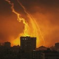 Izrael i Palestinci: „Potpuni haos” u Gazi posle noći najžešćeg bombardovanja, sve veze prekinute