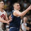 Denver uz Jokićev tripl-dabl istopio veliku prednost Rajakovićevog Toronta, prvi put u NBA braća na terenu (VIDEO)