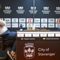 Ko gubi ima pravo da se ljuti – Karlsen posle poraza bes iskalio nad stolom