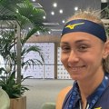 Igrala sa četiri i po prsta: Krunićeva osvojila drugo mesto u ženskom dublu na Rolan Garosu igrajući ozbiljno povređena