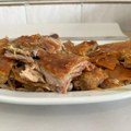 "Za 600 dinara najedem se kao beg, Nema veze što je plus 30 stepeni" Čačani pečenje tamane i za doručak, a ovo je tajna…