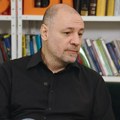 ANEM: Policija udarala štitom i otimala telefon novinaru Vuku Cvijiću