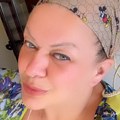 Naša folk pevačica na vrhuncu popularnosti odlučila da se odseli u Ameriku i završi fakultet: Sa porodicom drži restoran u…