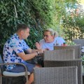 (Paparaco) haos u blizini Pinka: Marija Kulić se našla sa Ivanom Marinkovićem u kafiću, dere se na sav glas na njega, izbila…