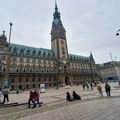 Ovaj evropski grad zovu „Venecija Severa“ i pun je čuda, povratna avio karta je već od 50 evra, a mnogi ga propuste – zamalo…