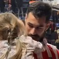 Zagrljaj koji greje dušu: Nikola Kalinić ponovo sa ćerkom Malijom