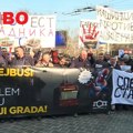 Stop tajkunizaciji - protest radnika GSP i studenata u Beogradu (video)