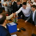 RIK proglasio listu "Aleksandar Vučić - Ujedinjena Srbija" pod rednim brojem jedan