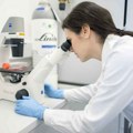 Naučnici blizu revolucionarnog otkrića: Stvaranje laboratorijskih modela ljudskih embriona izaziva i nadu i zabrinutost