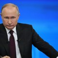 Putin: Ruska industrija se sigurno razvija bez obzira na spoljne pritiske