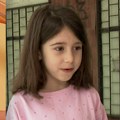 „Neka moja kosa bude i tvoja kosa“: Kako je mala Mia postala veliki heroj doniranjem kose deci na onkologiji