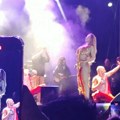 Tea Tairović oduševila prepun trg na prvoj večeri Roštiljijade