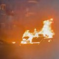 Goreli automobili na Čukarici: 3 požara u razmaku od nekoliko sati, vatra zahvatila i druga vozila! Ispituje se da li su…