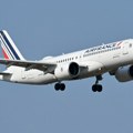 Avion Er Fransa na liniji Pariz-Ajačo preusmeren ka Lionu zbog tehničkog problema