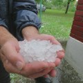 Grad sravnio voćnjake kod Prijepolja, nevreme se seli ka jugu Srbije: RHMZ hitno upozorio na nove oluje