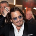 Džoni Dep se vraća glumi nakon sedam godina: objavljen trejler za film „Ebenezerˮ