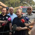 Dačić obišao požarište u Šumarku na području Deliblatske peščare: Situacija je bolja, ali i dalje veoma teška