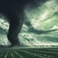 Stiže dvodnevni udar superćelijskih oluja; Građani upozoreni: "Očejute tornado" FOTO/VIDEO