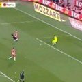 Ovako je Kalulu dao gol i šokirao Zvezdu: Totalni preokret na Marakani bacio Grobare u trans