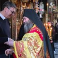 Vučić na putu za Hilandar: Ova godina neće biti laka ali sačuvaćemo Srbiju