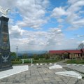 Ako ste u prolazu ali i ciljano – svratite u Igrište! Poklonite se čeličnim junacima