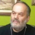 Revnosni duhovnik sa čičinim odličjem: Nikšićki protojerej stavrofor, Dragan Krušić, nedavno je postao dobitnik…