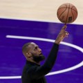 Lebron uzeo 52 miliona dolara i odlazi u penziju? Ovaj potez mnogo govori, kraj je izgleda konačno blizu