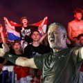 Upravo na Blic TV: Proustaško orgijanje i tačkasti softver
