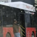 Karambol na Vidikovcu: Autobus uleteo u lokal, pričinjena veća šteta