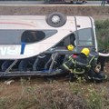 Stanje povređenih u nesreći kod Sremske Mitrovice nepromenjeno, sedmoro na intenzivnoj nezi