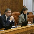 Građani danima bez struje i vode, Srbija u snežnom kolapsu: Vučić, Brnabić i Dačić se vesele i pevaju VIDEO