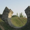 Zahtev za obustavu radova na Memorijalnom kompleksu “Slobodište”: Deo stručnjaka Republičkog zavoda tvrdi da nisu pribavljene…