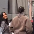 Poljubac Kim Kardašijan i Luisa Hamiltona zapalio društvene mreže, reakcije ne prestaju da se nižu (video)