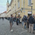 (VIDEO) Užičko kolo u centru Ljubljane, dok birači čekaju u redu za glasanje
