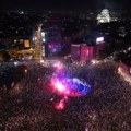 Građani proslavljaju izbornu pobedu na Slaviji