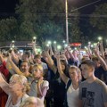 Održan novi protest opozicije "Srbija protiv nasilja" u Beogradu: Demonstranti šetali od Vlade do zgrade televizije Pink