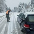 Na Zlatiboru oko 20 centimetara snega, na Jabuci iznad Prijepolja oko 15