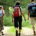 Humanitarna akcija u prirodi Devet kilometara za Narodnu kuhinju i svetinje Kosmeta
