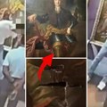 "Slučajno saplitanje" ili loša namera? Uništena vredna slika u galeriji u Firenci, procureo snimak sa kamera (video)