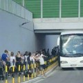 Oduzimaju se licence "Lasti" za linije u Pećincima?