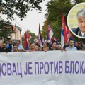 (VIDEO) Na skupu "protiv blokada" na Voždovcu i Lučić, direktor Telekoma preko kojeg Vučić traži smenu direktorke UM