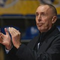 Prvo oglašavanje Tomića otkako je zamenio Obradovića na klupi Zvezde: "Moraš u najtežim trenucima da pomogneš..."