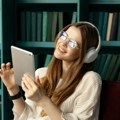 Da li audio knjige imaju istu korist za mozak kao čitanje?